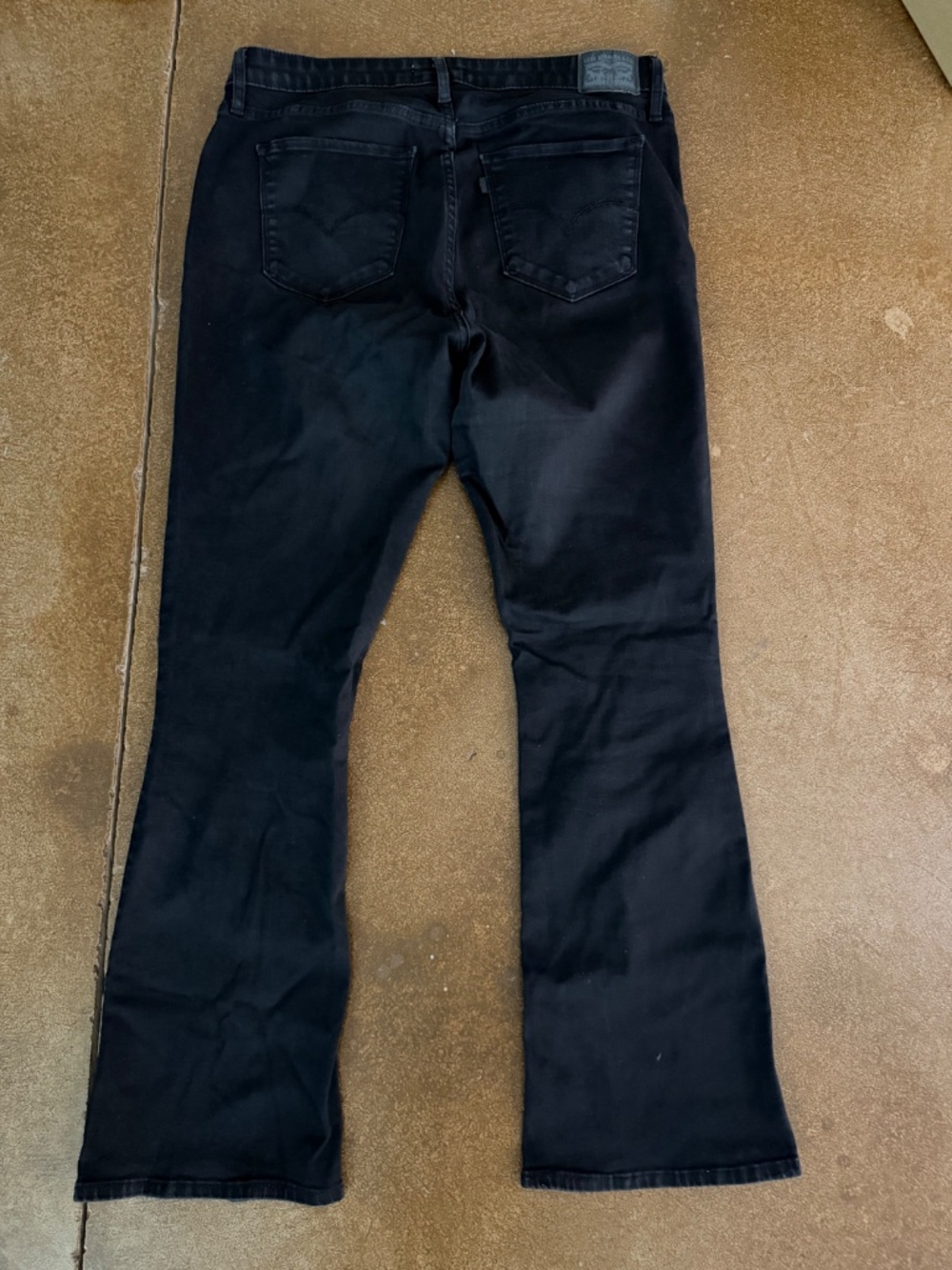 Levi’s 725 High Rise Bootcut Jeans, Black, Size 33 - Picture 5 of 6